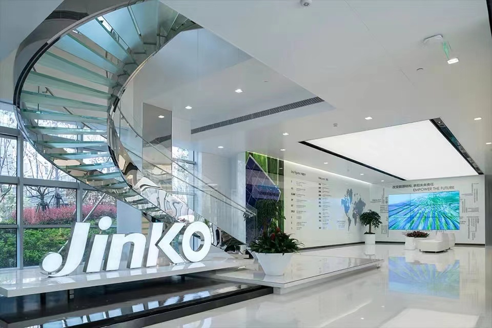 Chinese Photovoltaic Industry Brief: JinkoSolar Ships 30 GW of Panels in H1