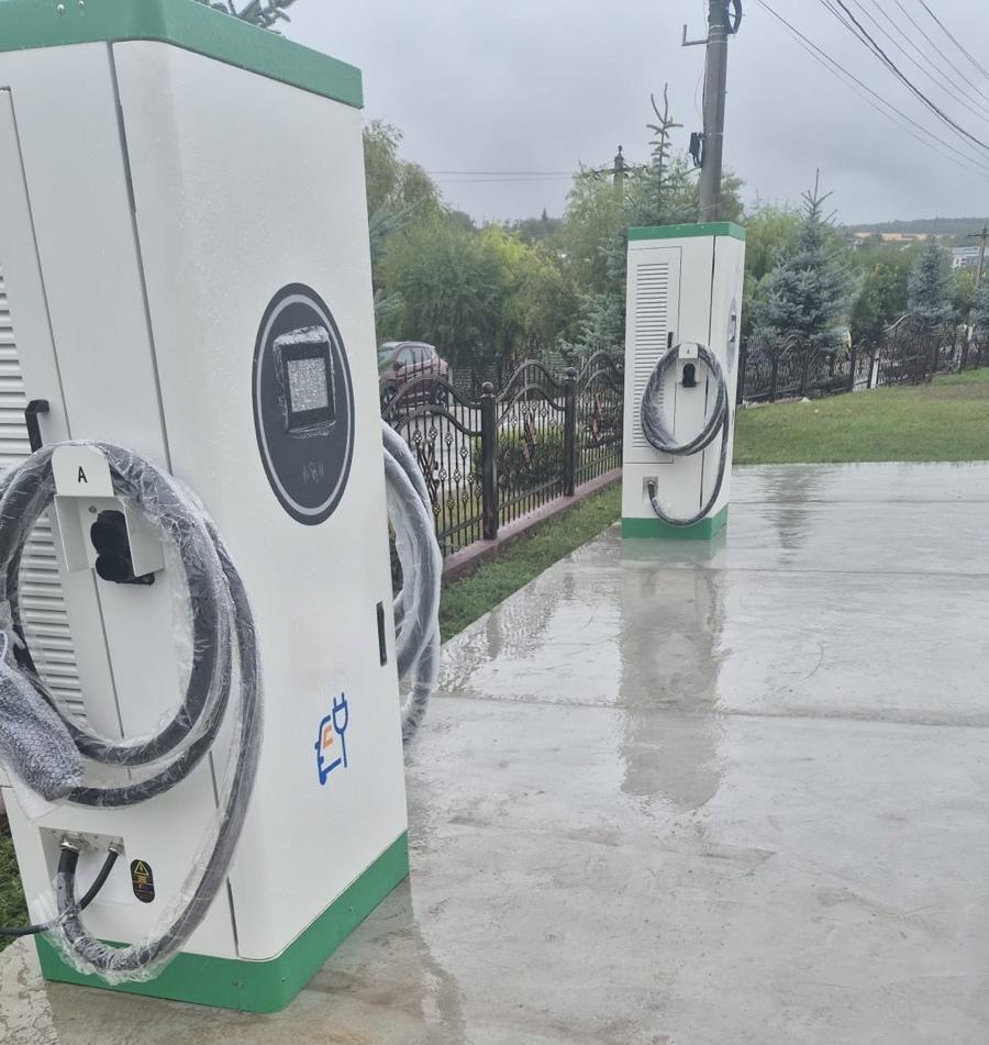 EV Charging station manfacturer.jpg